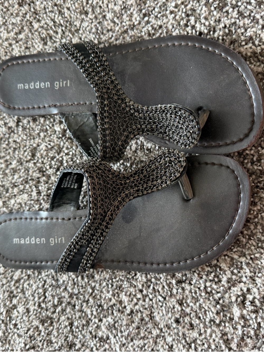 Madden Girl Black-Brown Beaded Thong Sandals